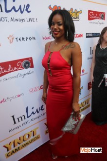 ynotcams2018_redcarpet078